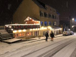 Hotels Hotel Les Mouflons : photos des chambres