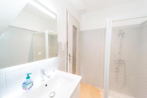 Appartements Ravissant Triplex et Duplex au Centre de Pont St Esprit : photos des chambres