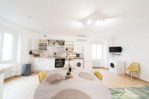 Appartements Ravissant Triplex et Duplex au Centre de Pont St Esprit : photos des chambres