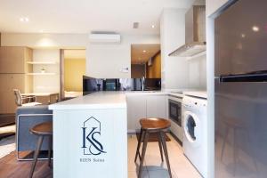 KEEN Suites-Riverson