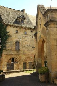 Maisons de vacances Petite maison en pierre au coeur du Perigord noir proche de Sarlat et Rocamadour : photos des chambres