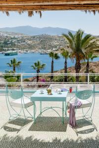 Deluxe Suite with Sea View