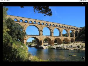 Appartements appartement 3 min a pied du centre d'Uzes parking piscine : photos des chambres