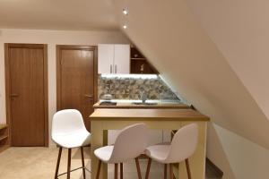 Kopaonik konak Koznik