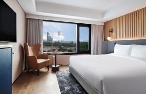 Phòng Pinnacle giường lớn (Pinnacle King Room)