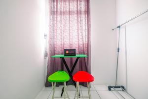 Beautiful Studio at Gunung Putri Square Apartment By Travelio