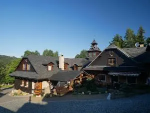 Penzion Obora - 大卡尔洛维采