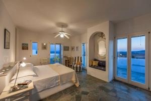 Pure White Seven-Bedroom Villa - 4,736 sq ft or 440sqm - sleeps up to 16