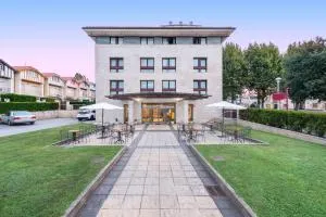 Hospedium Hotel Blu Loiu - 桑迪卡