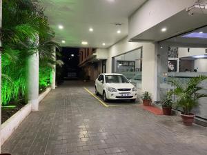 Hotel Sai Bansi