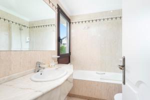 Hospedium Hotel Sky Blu Loiu