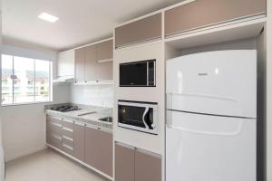 Aluguel Apartamento 2 quartos Bombas SC