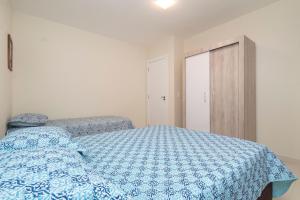 Aluguel Apartamento 2 quartos s 1 suĆte Bombas SC