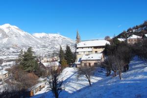 Maisons de vacances Gite Noisette, Saint Andre d'Embrun : photos des chambres