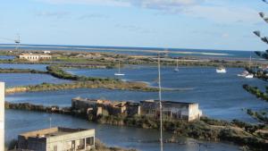 Correia Holiday Apartment - 4hvězdičkové hotely ve městě Fuzeta