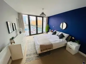 Stewart St James Walk Apartment - Golden Valley