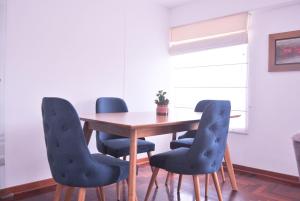 KYRA APARTMENTS - Central Miraflores - Spacious 4BR for 07 guests