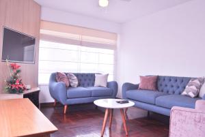KYRA APARTMENTS - Central Miraflores - Spacious 4BR for 07 guests