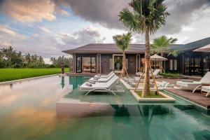 Villa Luna Lotus by BaliSuperHost