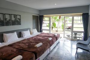 Rockgarden Beach Resort