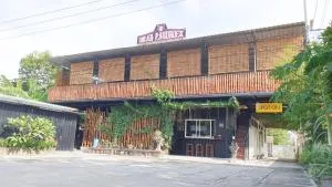 Omah Pandhoek Family Syariah by Stayku - Peterongan