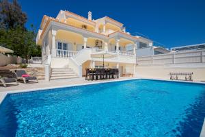Villa Casa Castelo by Algarve Vacation