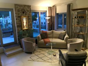 High View-A Seaside Villa With Huge Jacuzzi