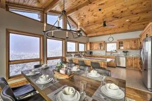 Views and Hot Tub Sky Barn Retreat in Beech Mtn! - Elk Valley