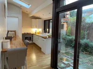 Stable Cottage Lytham - 莱瑟姆-圣安妮