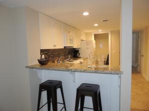 2 Bedrooms, 2 Bathrooms, Sleeps seven Bikes & Beach Gear included