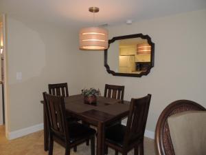 2 Bedrooms, 2 Bathrooms, Sleeps seven Bikes & Beach Gear included