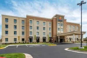 Comfort Inn & Suites - Middletown