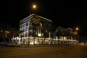 Sealife Lounge - Adult only