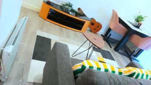 Great Studio Apartments - Netflix, Wifi, Digital TV