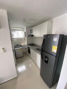 Luxury Apto Amoblado - Piso alto - Estrenar