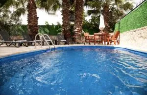 Dadya Villa 1 - Villa with private pool - 750m distance to the beach - Kızlanköy