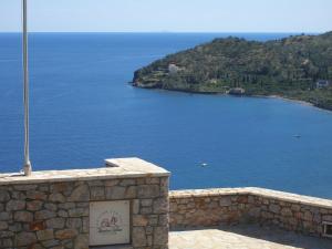 Apelon Tiritas Villas Arkadia Greece