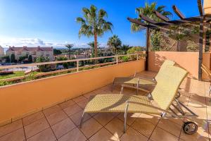 Luxury 2BR Sea View Condo A6 by Rafleys