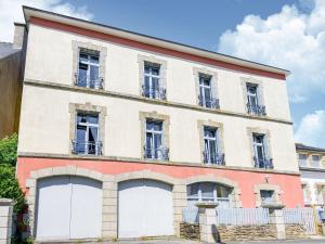 Charming Sea View Apartment in Lozen