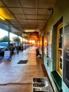 Royal Carrangarra Hotel