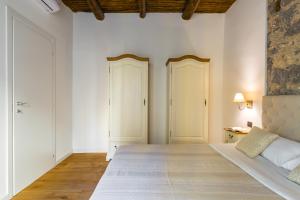 Starhost - MINERVA SUITE seaview