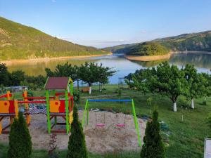Family hotel Borovitsa