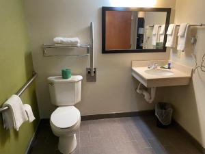 Sleep Inn & Suites Niantic North