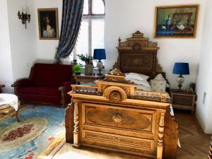 Royal Residence 1901