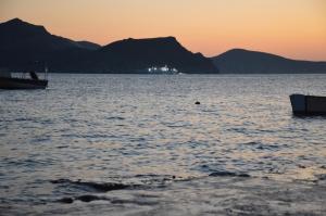 Captain's Boathouse, Klima Beach Milos Greece