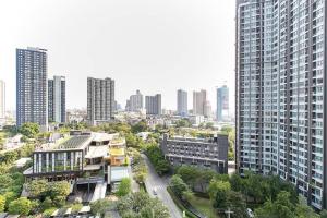 The Base Park East - Bangkok Sukhumvit 77