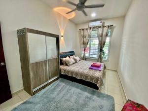 ST2167 Arfa Permata Homestay