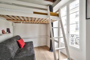 Lovely Mezzanine Studio in the Heart of Paris 3M