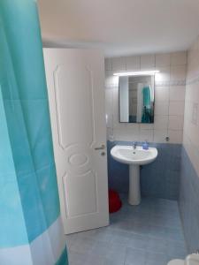 Standard Twin Room with Sea View