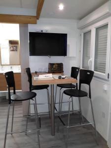 tiny house Sam Suffit photo 12